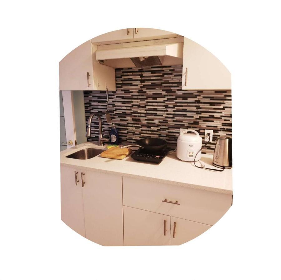 Best Garden House&3 Mins Bus Station Close C-Train&Free Parking YYC 외부 사진