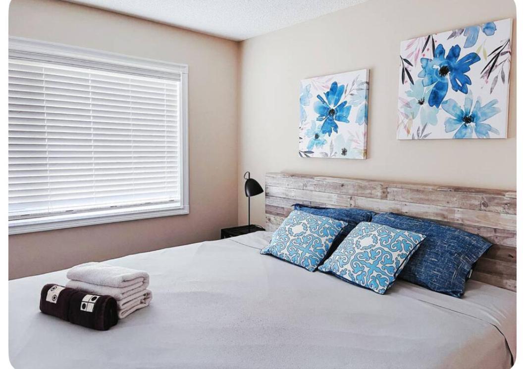 Best Garden House&3 Mins Bus Station Close C-Train&Free Parking YYC 외부 사진